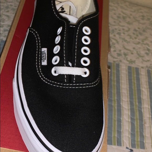 Authentic black vans - Picture 3 of 3